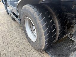 MAN 32.430 8x4 BB Betonmischer
