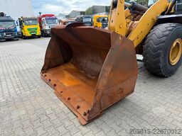 CATERPILLAR 962M Radlader 20,2 Ton *Schaufel
