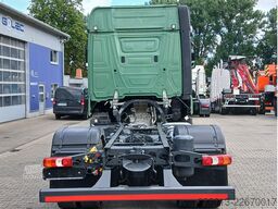 MERCEDES-BENZ 1851 4x2 BL Fahrgestell *Nebenantrieb