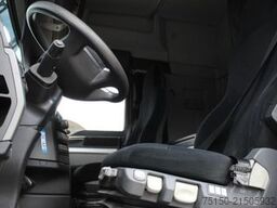 MAN 26.400 6x2 KRAN ATLAS AK 120.2  Funkfern Nr: 549