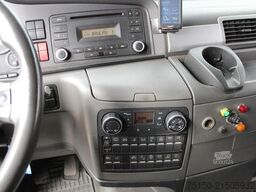 MAN 26.400 6x2 KRAN ATLAS AK 120.2  Funkfern Nr: 549