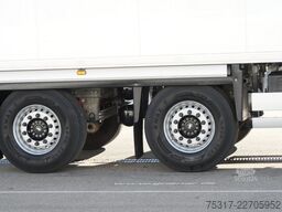 SCHMITZ CARGOBULL SKO 20 /LZG CITY TRIDEC / LBW 2000 kg / BLUMEN