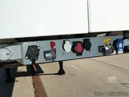 SCHMITZ CARGOBULL SKO 20 /LZG CITY TRIDEC / LBW 2000 kg / BLUMEN