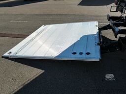 SCHMITZ CARGOBULL SKO 20 /LZG CITY TRIDEC / LBW 2000 kg / BLUMEN