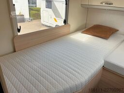 BÜRSTNER Nexxo Time T690 G - Einzelbetten - Solar - Klima