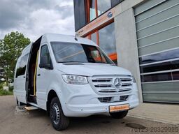MERCEDES-BENZ 515 Sprinter 22 Schlafsessel Lagerfahrzeug Stock