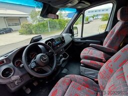 MERCEDES-BENZ 515 Sprinter 22 Schlafsessel Lagerfahrzeug Stock