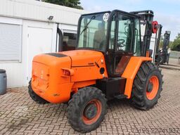 JCB 930