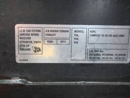 JCB 930