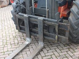 JCB 930