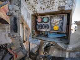 MAN TGS 32.360 BB+LIEBHERR 8m3+TAPIS THEAMS 12m