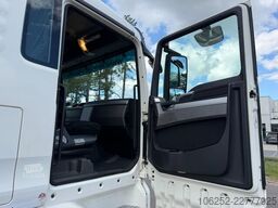 MAN TGX 26.360 6X2 FRIGO THERMOKING T-1200R SPECTRU...