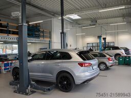 Ford Custom 320 AG Kasten L1 Limited ALU KAMERA LED TEMPOMAT