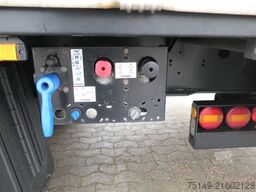 KRONE SD Profi Liner, Mitnahmestapler, Palettenkasten