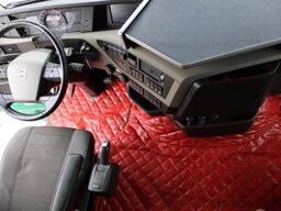 VOLVO FH 500 6x2 LL Plattform mit Radmulden Nr.: 312