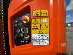 JLG Toucan 8E-L--EK