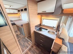 WEINSBERG CaraSuite 700 ME Einzelbetten-Hubbett-Automatik