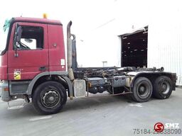 Mercedes-Benz Actros 3341