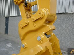 Caterpillar 330FL