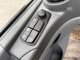 MERCEDES-BENZ Atego 816 Tiefkühl ThermoKing V-700 Max 1. Hand