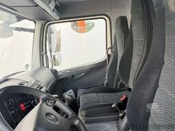 MERCEDES-BENZ 821 L Atego 3-Sitz Tempomat LBW 1500 kg