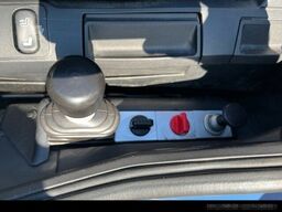 MERCEDES-BENZ Arocs 3251 L 8x4 Kipper+Kran+Bordmatik+Lift/Lenk