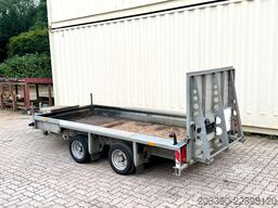 IFOR WILLIAMS Baumaschinenanhänger mit Rampen / 3.500 KG
