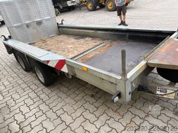 IFOR WILLIAMS Baumaschinenanhänger mit Rampen / 3.500 KG