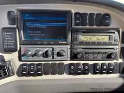 VOLVO 9700