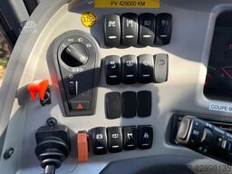 VOLVO 9700