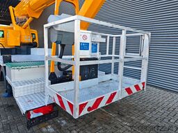 MAN TGL 7.150 4x2 Ruthmann T330