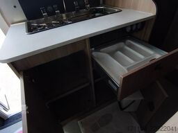 CARADO A 364 Makise, Navi, Lithium,6 Personen Zulassung