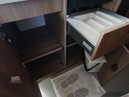 CARADO A 364 Makise, Navi, Lithium,6 Personen Zulassung