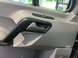 MERCEDES-BENZ Sprinter 319 CDI V6 Pritsche*Automatik*AHK*Klima