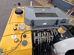 Liebherr A916 - 110 KW - Central Greasing - Camera