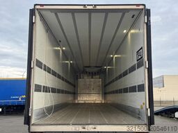 Schmitz Cargobull Thermo King SLXi 300 only 3748 hours / Disc Brakes