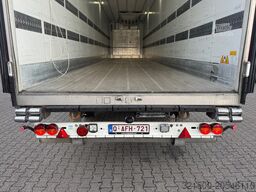 Schmitz Cargobull Thermo King SLXi 300 only 3748 hours / Disc Brakes