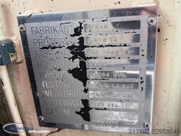Volvo FM 12-340 8x4 Steel spring, RVS 316, 198000 km,...