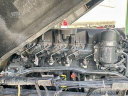 DAF XF 105.460 Manual gearbox, EURO 5, Frigo, 2x Fu...