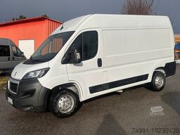 PEUGEOT Boxer Kasten Hochraum 333 L2H2 BlueHDi 140Ps