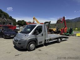 PEUGEOT Boxer 3.0 L Abschleppwagen Klima
