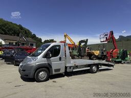 PEUGEOT Boxer 3.0 L Abschleppwagen Klima