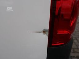 VOLKSWAGEN T6 Transporter lang / Klima / 1 Hand / FN: 89