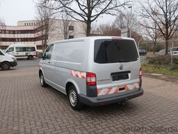 VOLKSWAGEN T5 Transporter Kurz /Klima/SHZ/AHK/FN: 29