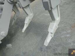 Komatsu GD555-5 Ex-army