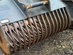 Korte Sieblöffel 1400 mm OQ 65 / 4.000 EUR