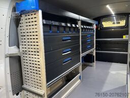 Volkswagen Transporter 2.0 TDI L2H1 4Motion 150 PK Automaa...