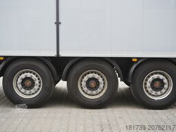 Schwarzmüller Walking floor semi-trailer / 2022