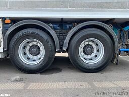 Volvo FH 390 8x4 kolkenzuiger