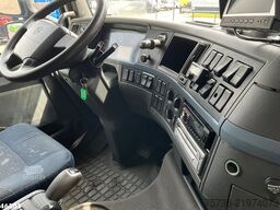 Volvo FH 390 8x4 kolkenzuiger